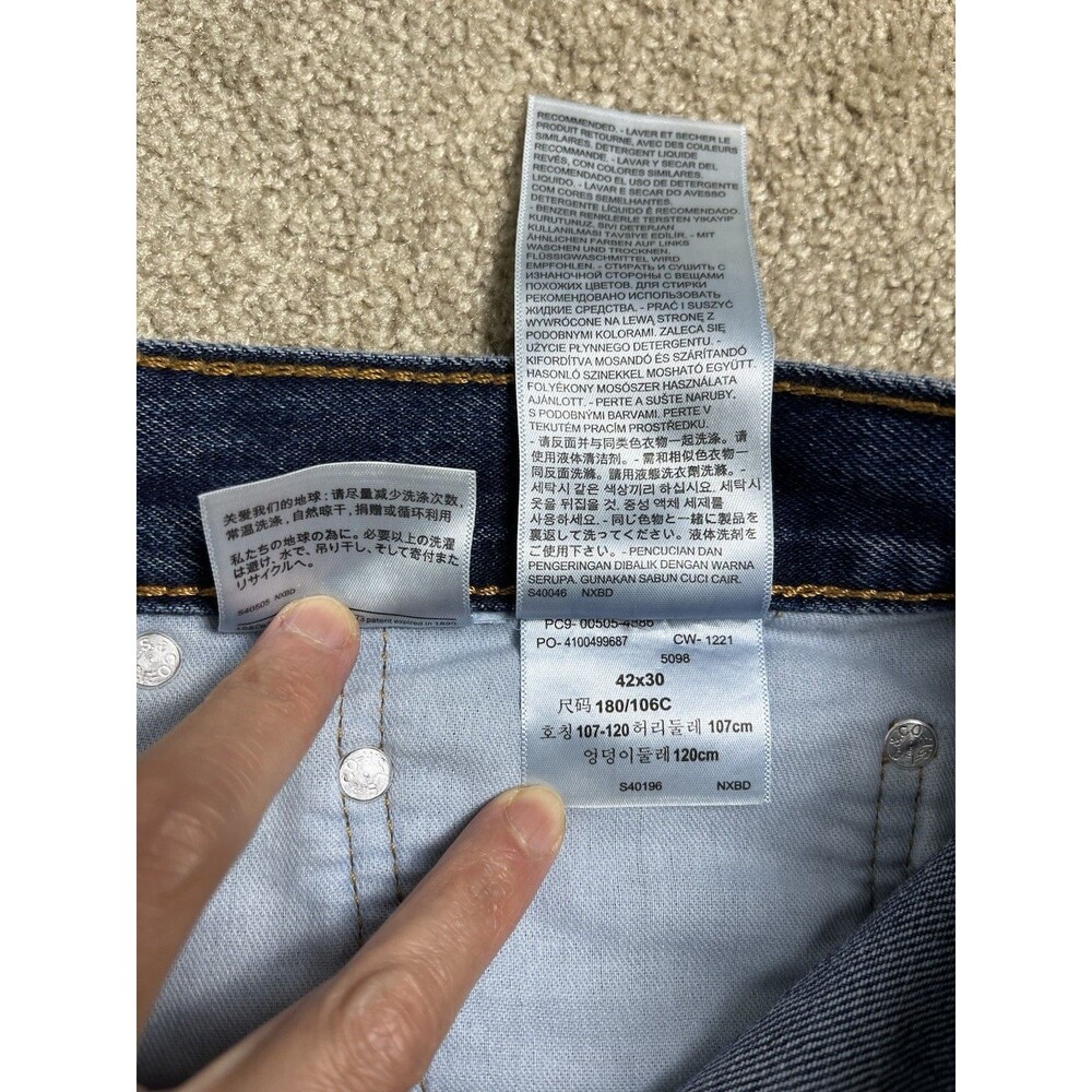 Levi's 505 Regular Fit Straight Leg Denim Blue Jeans Mens Size 42 x 29.5 EUC - Picture 6 of 11
